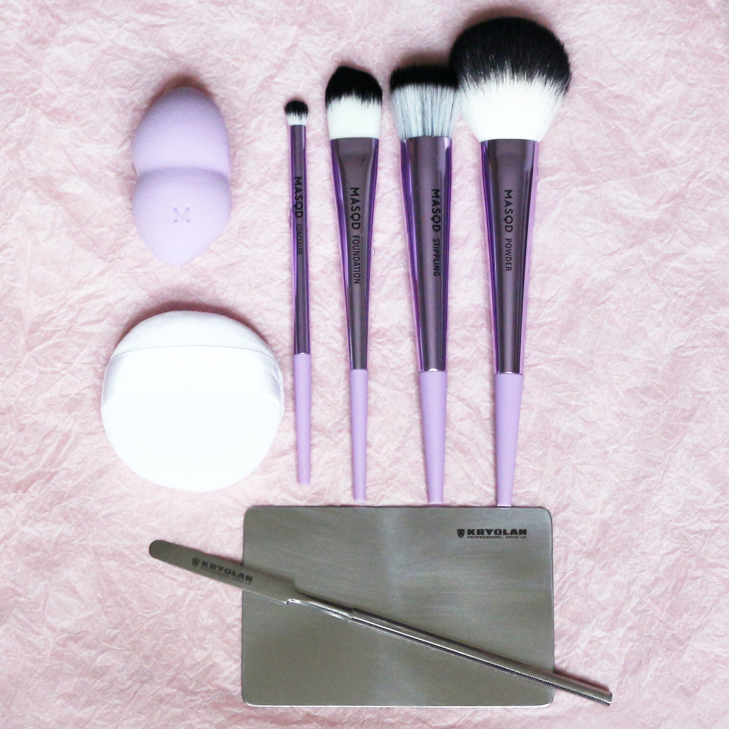 makeup tool-the%20bese-set-makeup-brushes.jpeg
